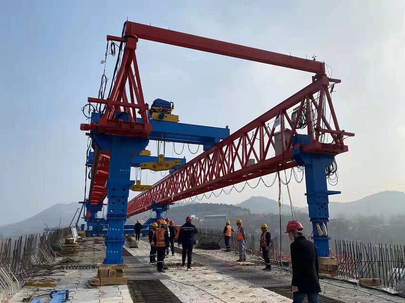 吉林延边架桥机厂家 铁路架桥机临近高压线等危险源作业专项安全防护方案